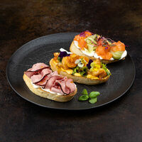 Брускетта с ростбифом в Город детей