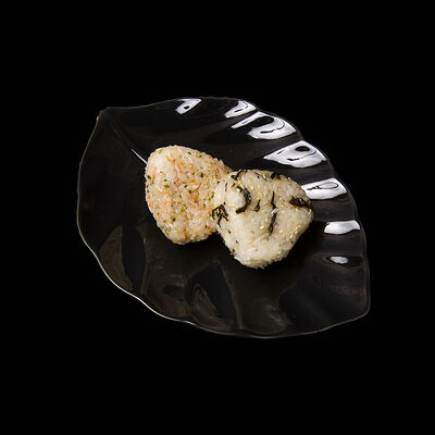 Онигири Комбу в Kuma to Sakana по цене 70 ₽