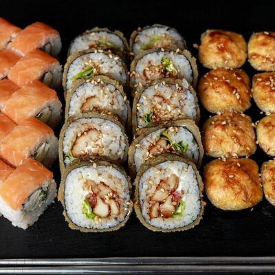 Сет Сакура Сушими в Сушими по цене 1990 ₽