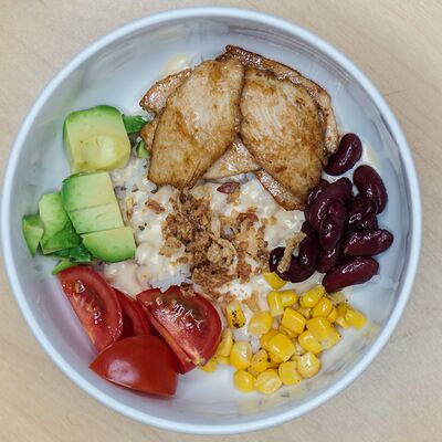 Боул с курицейв Больше восьми по цене 520 ₽