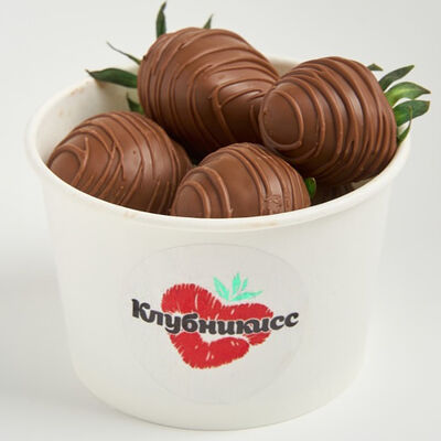 Клубника в шоколаде с собой в Клубникисс по цене 1450 ₽