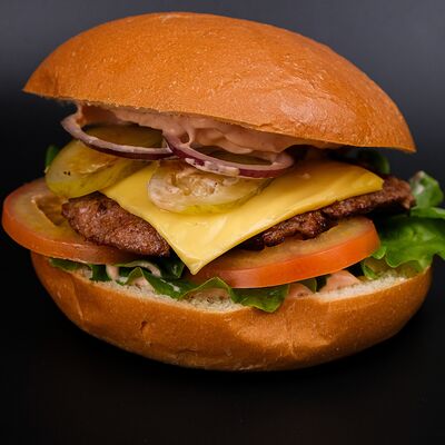 Чизбургерв Плантация по цене 500 ₽