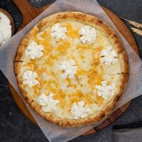 Пицца 4 сыра в Mir love