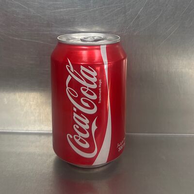 Coca-Cola классическая в Чайхана №1 по цене 130 ₽