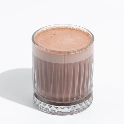 Горячий шоколад в Лакумбургер по цене 200 ₽