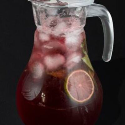 Мохито клубничный в Чайхана Айва по цене 300 ₽