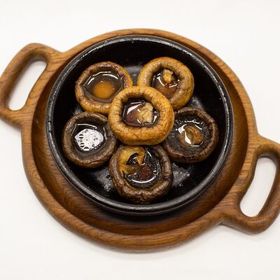 Грибы жареные на кеци в Ламазо Грузинская Кухня по цене 560 ₽