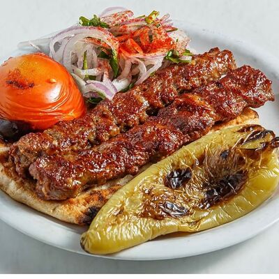 Мерида-кебаб в Греческая таверна Порто Миконос по цене 1520 ₽