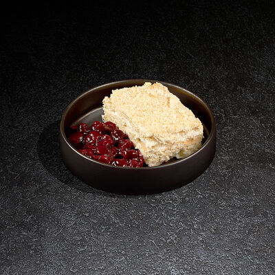 Наполеон с вишней в Frank by Баста по цене 470 ₽