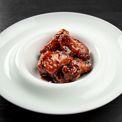 Крылья куриные острые в Бк первый по цене 550 ₽