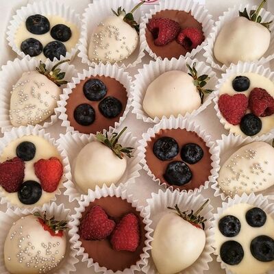 Набор ChokoBerries в Мир клубники в шоколаде по цене 3950 ₽