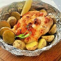 Куриная грудка с беконом и моцареллой в Троицкий