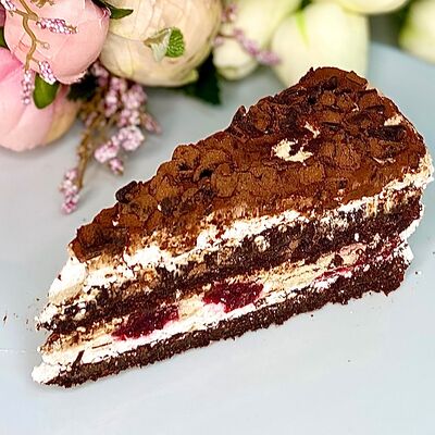 Торт Черный лес в Чарли Чаплин по цене 295 ₽