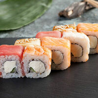 Ролл Радуга в СушиNet