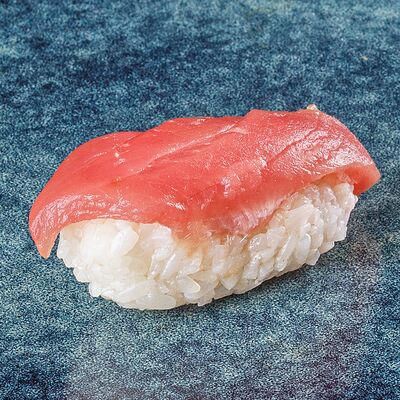 Суши Тунец в Lasosь Sushi&Rolls по цене 169 ₽