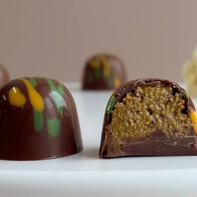 Конфета Дубайский шоколад фисташковая в Фыр Фыр по цене 90 ₽