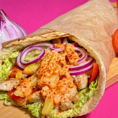 Сувлак с курицей чипотлев Вака вака по цене 500 ₽