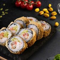 Темпура ролл с морепродуктами в Веселый Самурай Sushi Premium