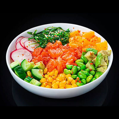 Салат Поке с лососем в Sushi Maximum по цене 870 ₽