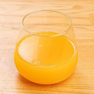 Апельсиновый фреш в 9/18 бистро по цене 590 ₽