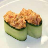 Кюри Магура в Кампус