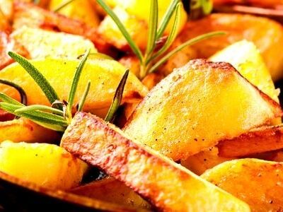 Картофель «Айдахо» с розмарином и чесноком в Mojo по цене 180