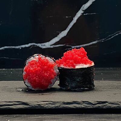 Ролл со сливочным сыром и тобико в Кэйго доставка по цене 189 ₽