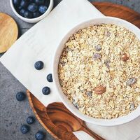 Овсяная каша с томатами и сыром в Дежавю