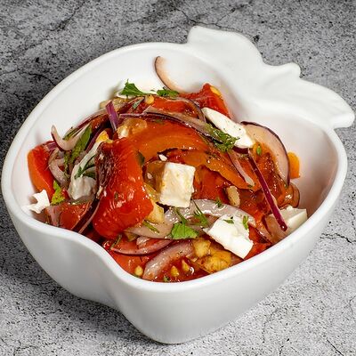 Сербский салат в Мала Serbiя по цене 550 ₽