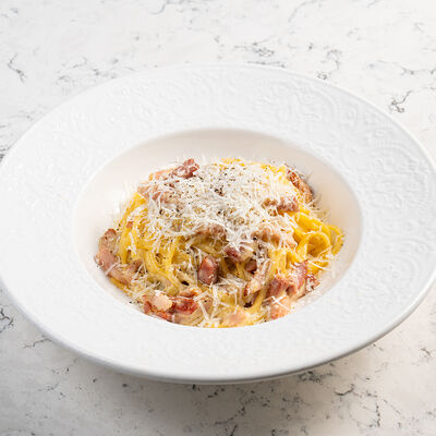 Спагетти Карбонара в Bona по цене 870 ₽