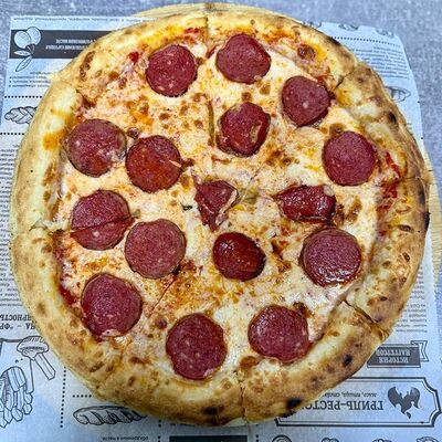 Пицца Пепперони в Бистро 24 на Шамиля по цене 360 ₽