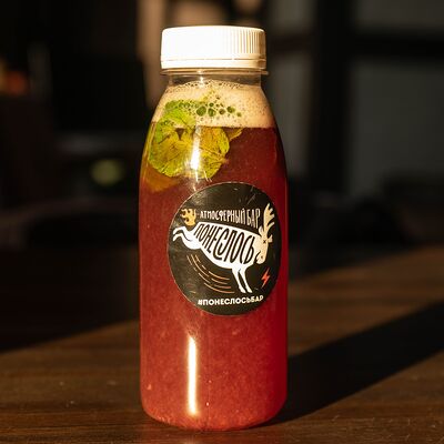 Лимонад Смородина-мята в Гриль Бар Понеслось по цене 360 ₽