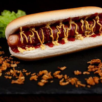 Хот-дог классический в HotDogger на Белорусской по цене 230 ₽
