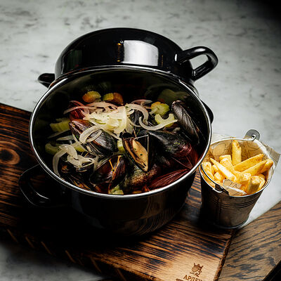 Мидии с белым вином и лемонграссом в Ватерлоо по цене 2120 ₽