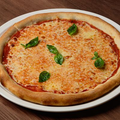 Пицца Маргарита в Савори по цене 660 ₽