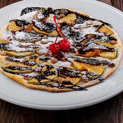 Пеновани с яблоком и коньяком в У Ханумы по цене 300 ₽