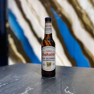 Безалкогольное пиво Bakalar в В Питере пить по цене 360 ₽