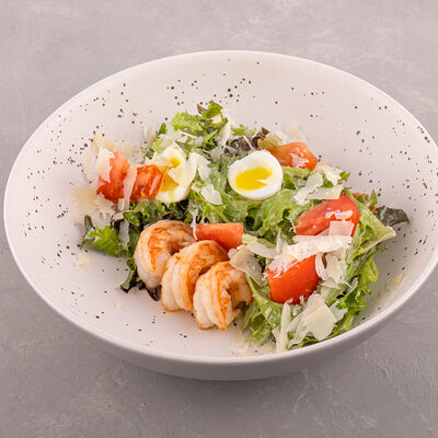 Цезарь с креветками в Мечтатели по цене 590 ₽