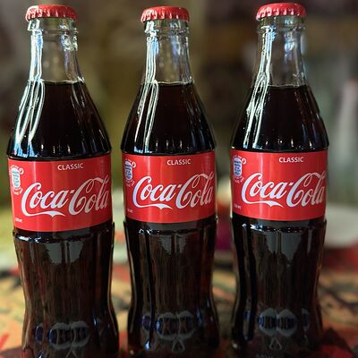 Coca - cola в Гамарджоба по цене 250 ₽