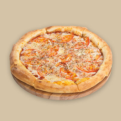 Пицца Маргарита в Любим сытно по цене 600 ₽