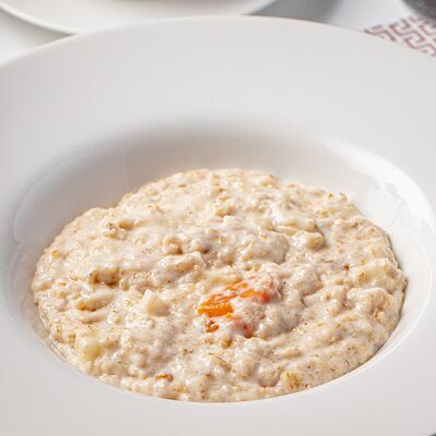 Каша геркулесовая с сухофруктами в Romano по цене 650 ₽