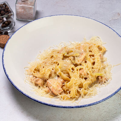 Паста с лососем в Чайка по цене 740 ₽