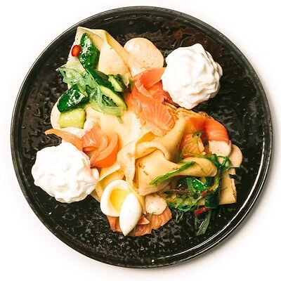 Блины с лососем в Вкусная миля по цене 420