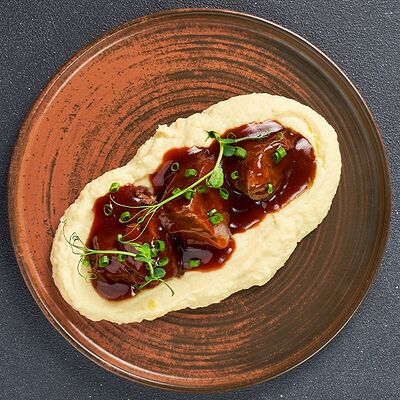 Щёчки томленые в Lafa Lounge по цене 870 ₽