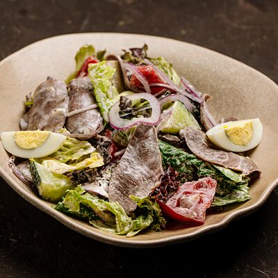 Салат с языком телёнка и овощами в Пряности по цене 975 ₽