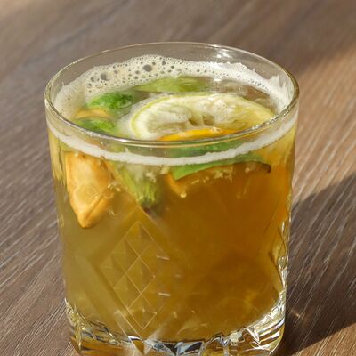 Чай Фейхоа Апельсин в Локация кофе по цене 320 ₽