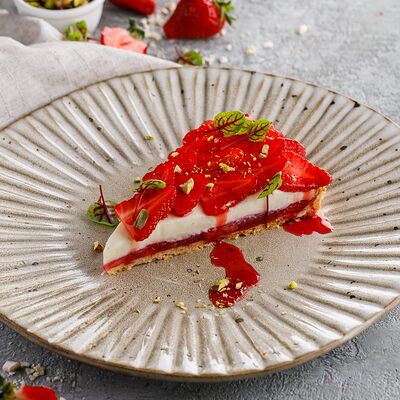 Клубничный тарт в Маймун по цене 550