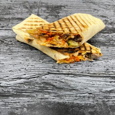 Шаурма со свининой в Пекарня по цене 200 ₽