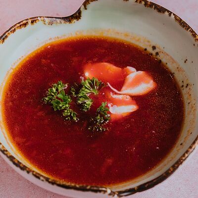 Борщ с курицей в Любимое по цене 380 ₽