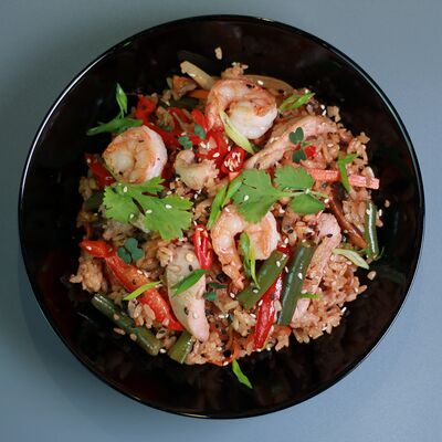 Рис с курицей и креветками в Брют ли по цене 525 ₽
